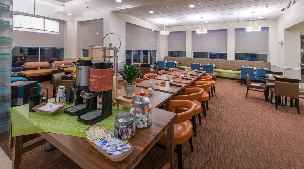 Hilton Garden Inn Savannah Airport Exterior photo