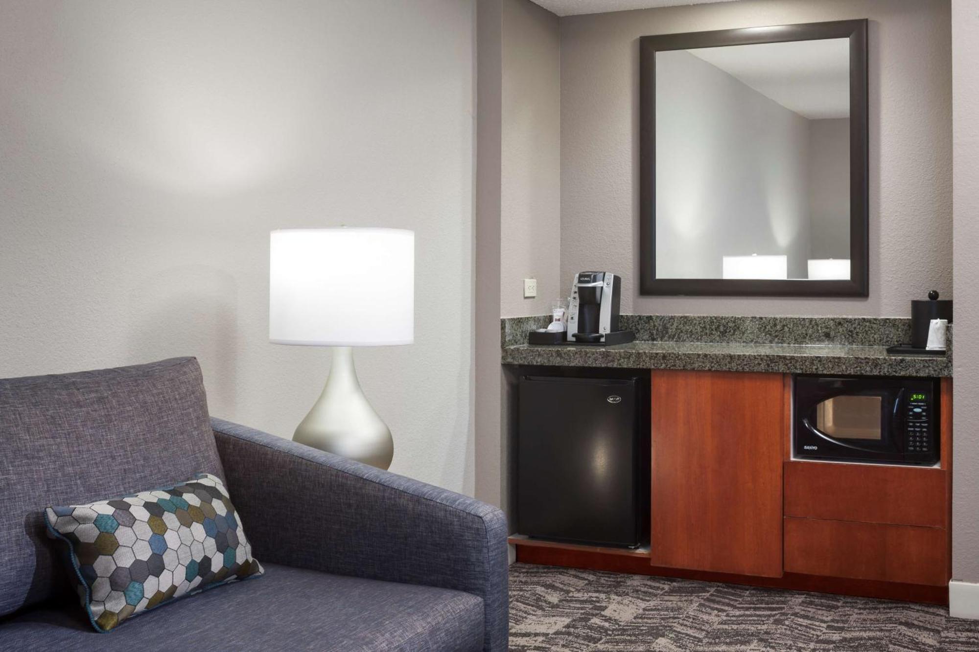 Hilton Garden Inn Savannah Airport Exterior photo