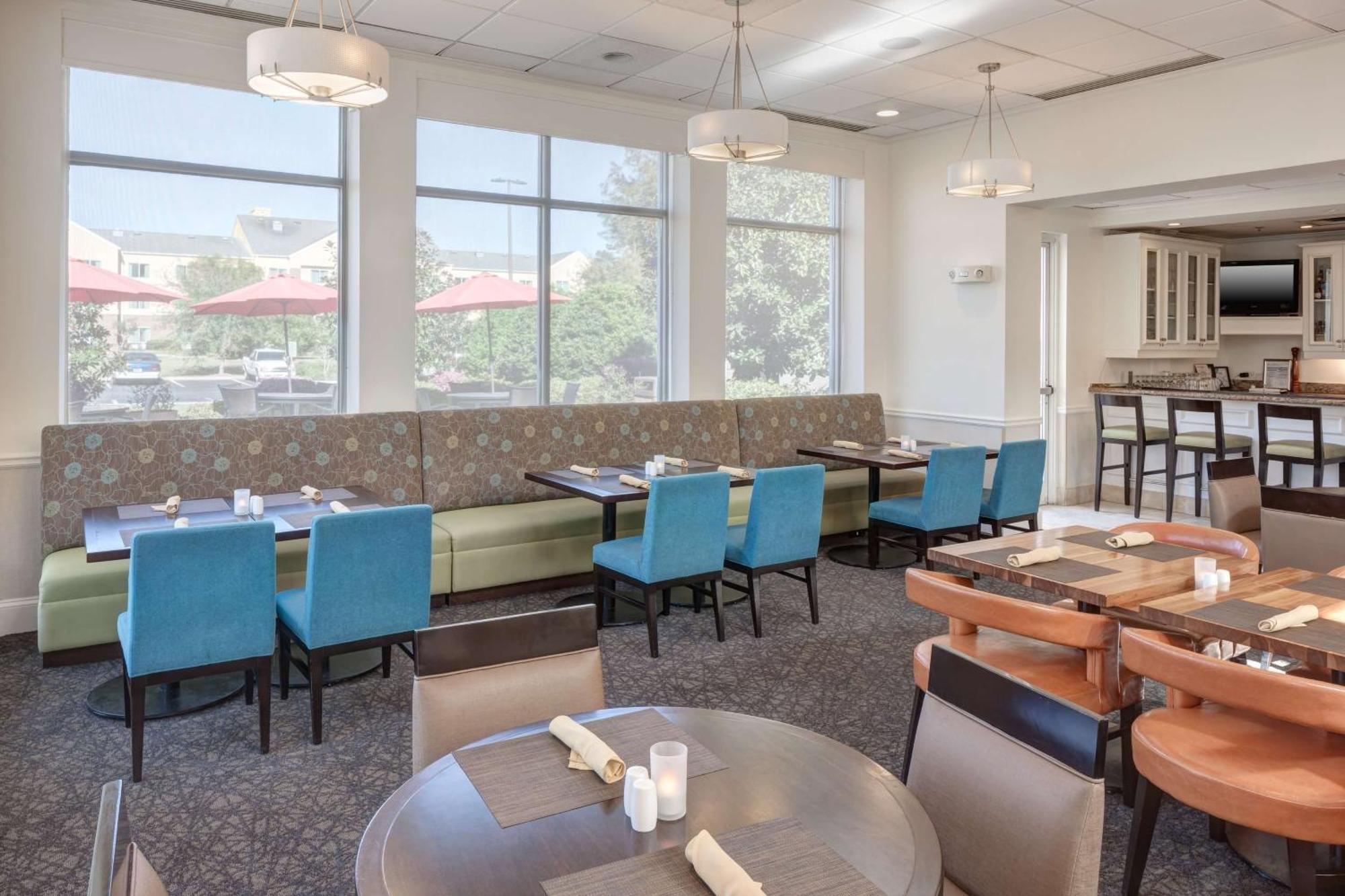 Hilton Garden Inn Savannah Airport Exterior photo
