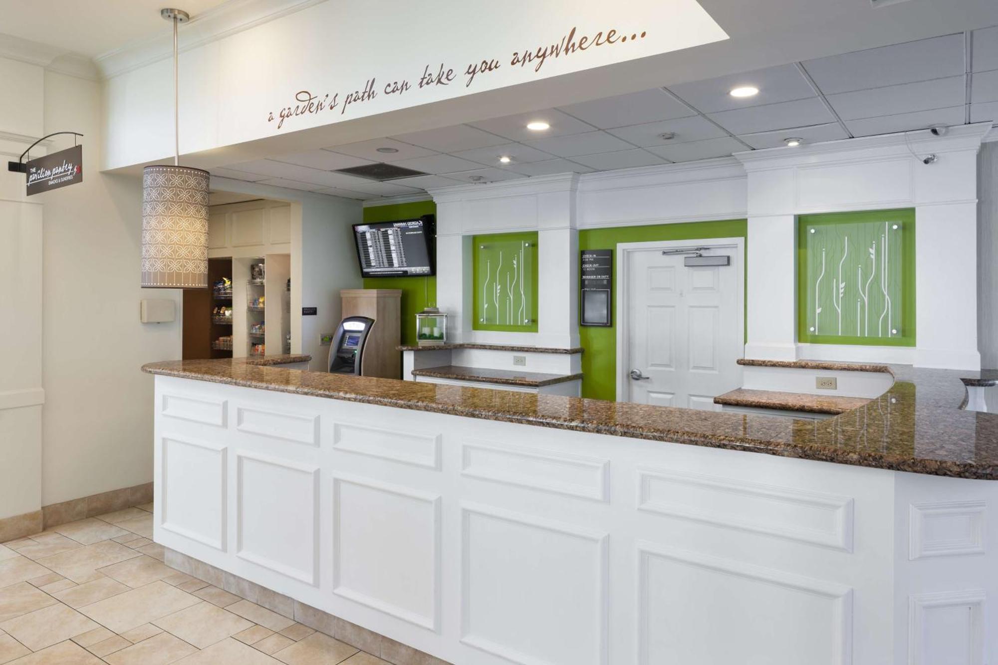 Hilton Garden Inn Savannah Airport Exterior photo