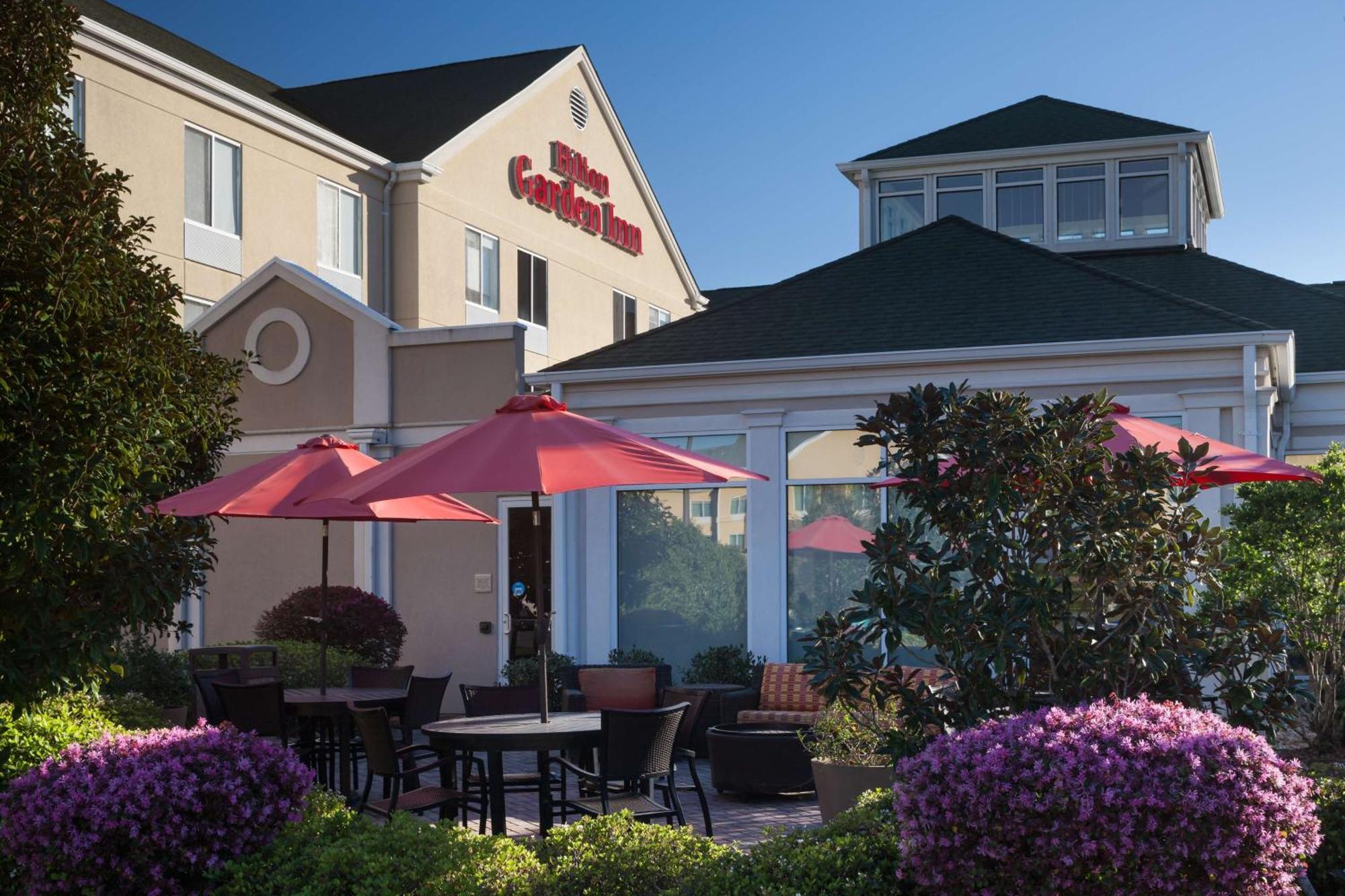 Hilton Garden Inn Savannah Airport Exterior photo