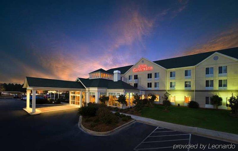 Hilton Garden Inn Savannah Airport Exterior photo