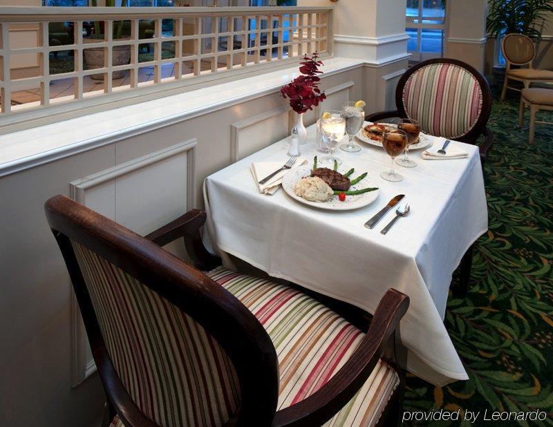 Hilton Garden Inn Savannah Airport Restaurant photo