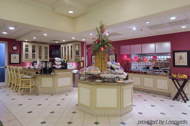 Hilton Garden Inn Savannah Airport Restaurant photo