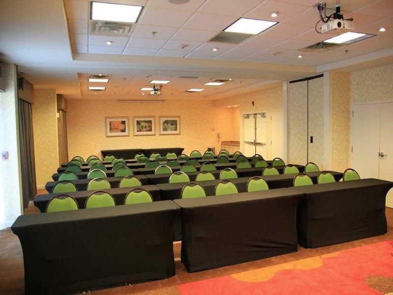 Hilton Garden Inn Savannah Airport Business photo